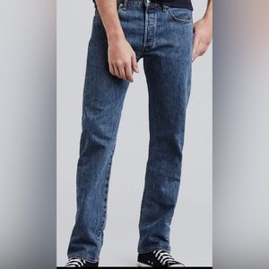 Dark wash Levi 501 Jeans 31x30